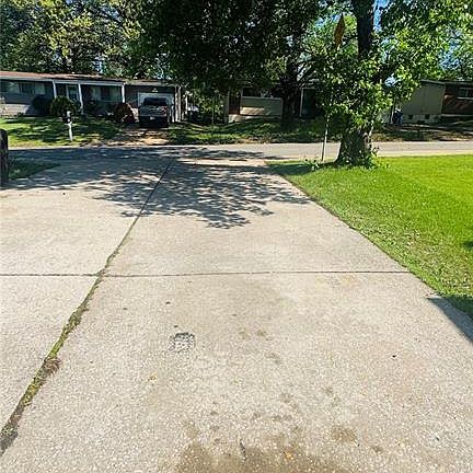 4th image of 1716 Hudson Rd