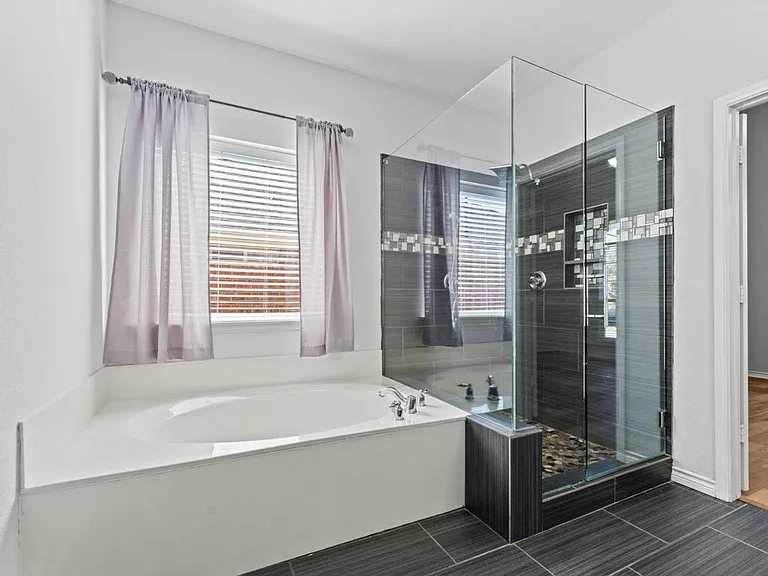 1145 Talley Ln — Photo 11