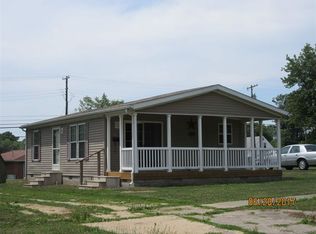 708 S Main St, Sullivan, IN 47882