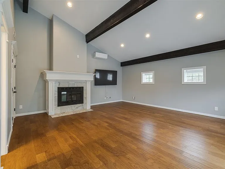 2725 NW 68th St — Photo 20