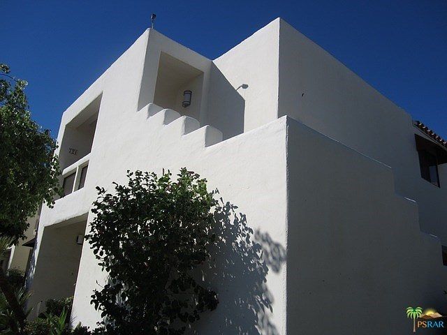Upstairs Unit