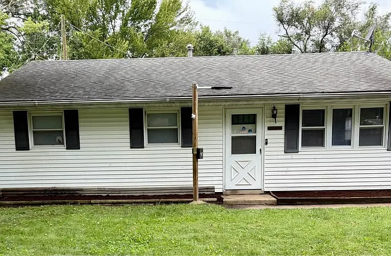 3321 Buckner St — Photo 1