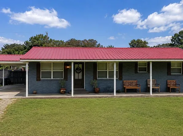 2200 Cedar St, Idabel, OK 74745