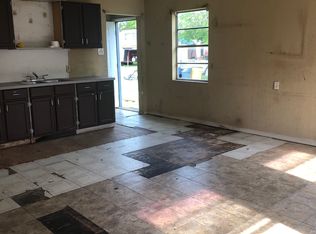 907 Hough Ave, Adkins, TX 78101