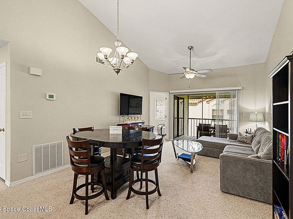 3rd image of 1055 Country Club Dr #523