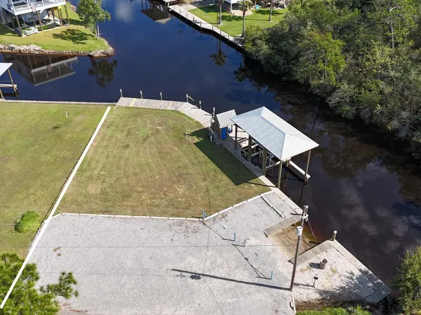 4004 Shark St, Bay Saint Louis, MS 39520