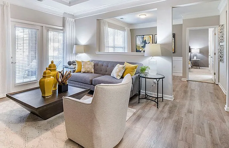 Summit Ridge Apartments — Photo 6