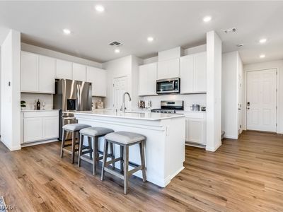 6604 Tumoulin St, Las Vegas, NV, 89148