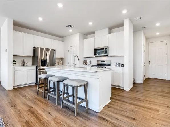 6604 Tumoulin St, Las Vegas, NV 89148
