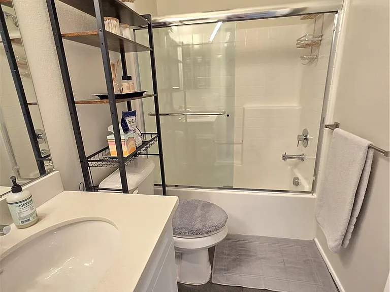 1017 Savi Dr #1017105B — Photo 8