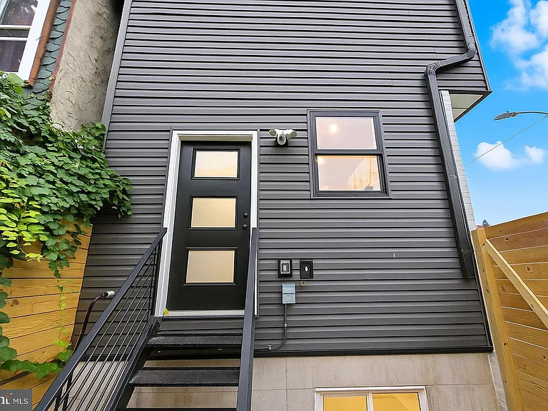 2713 W Montgomery Ave #A — Photo 23