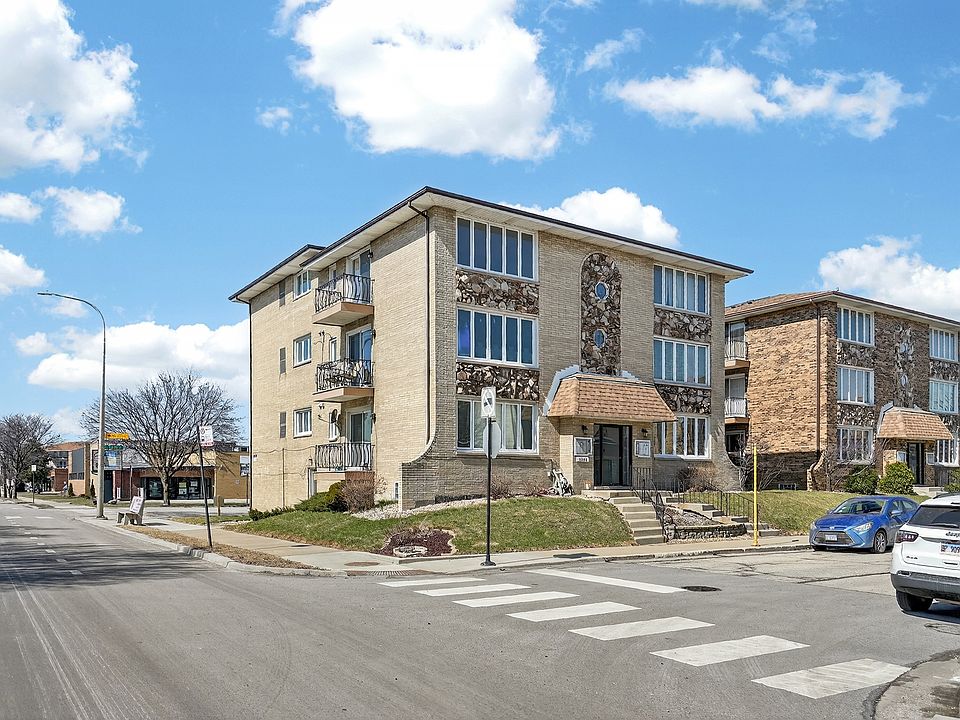1st image of 6260 S Newland Ave APT 3S