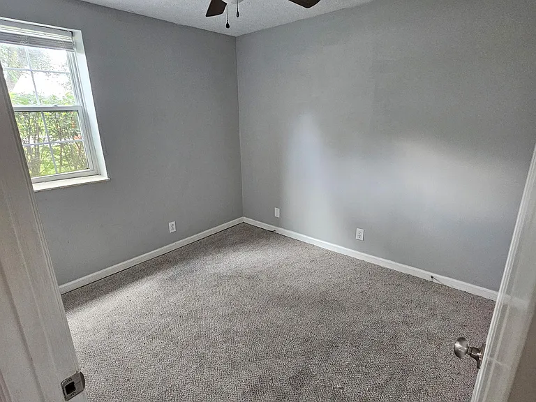 3010 Creekview Ln — Photo 14