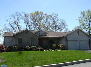 605 Wolfe Ln, Mohnton, PA 19540