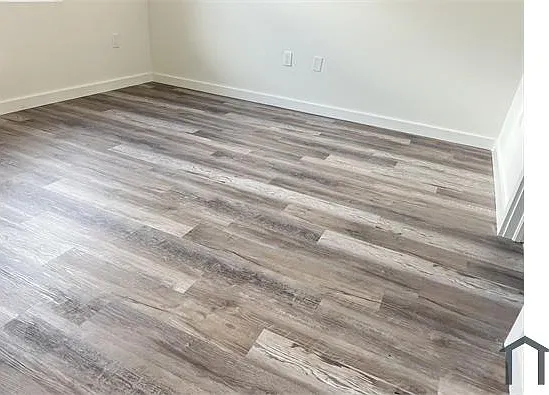 725 Jack Ave S #1 — Photo 12