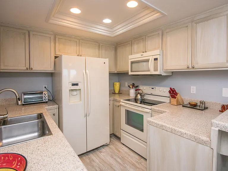 910 S Pacific St S #2 — Photo 7