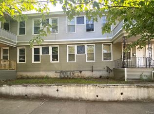 32 Blake St, New Haven, CT 06511