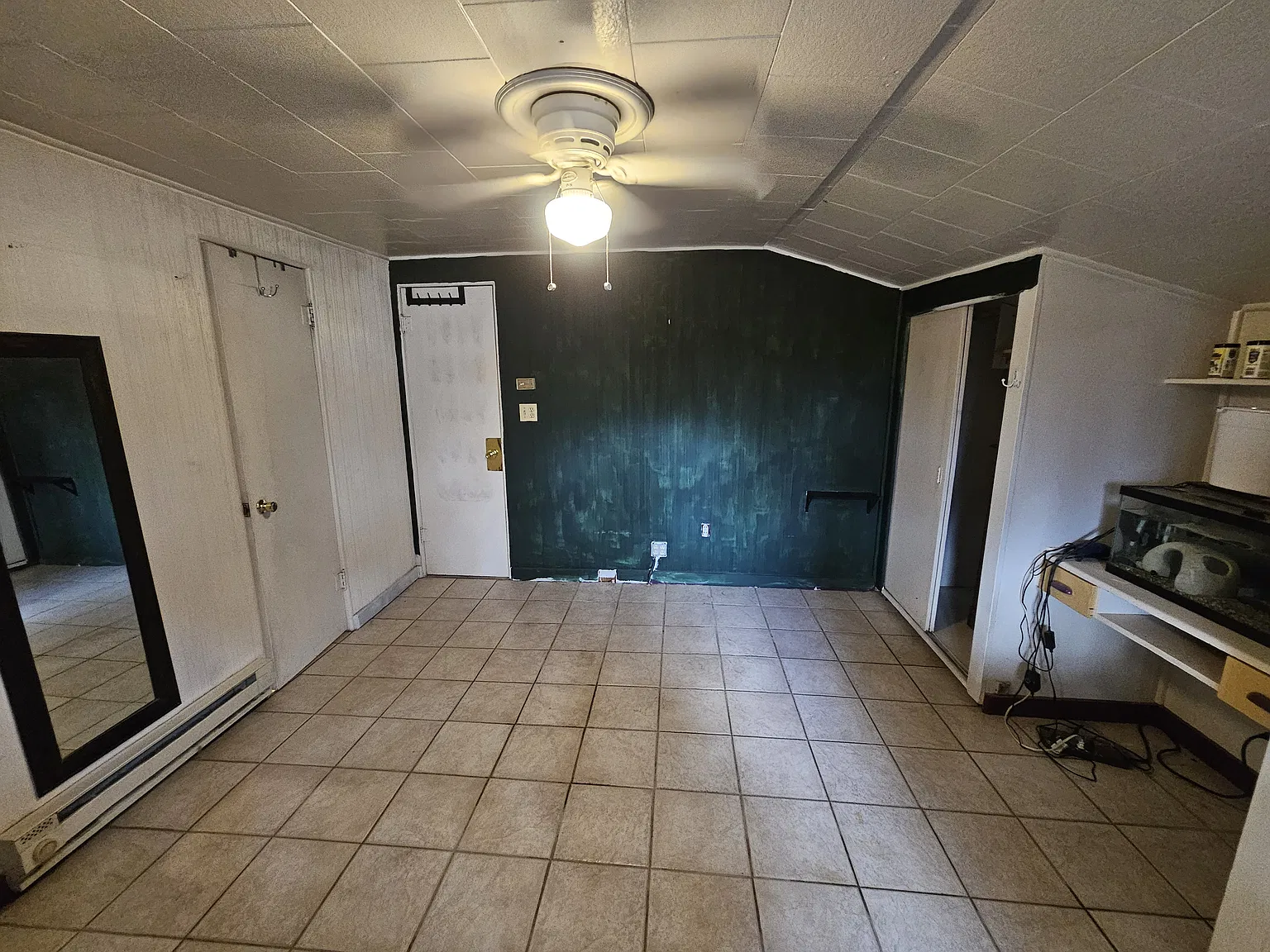 Studio, 210 sqft, $675 — Photo 3