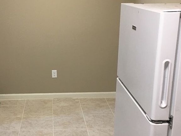 3rd image of 14130 Azalea Park Ave APT C