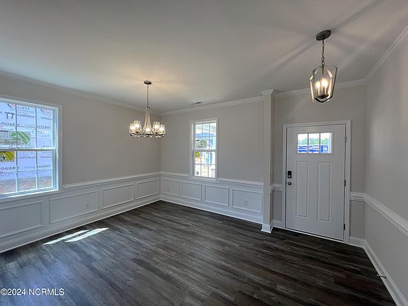 3rd image of 163 Watercress Lane