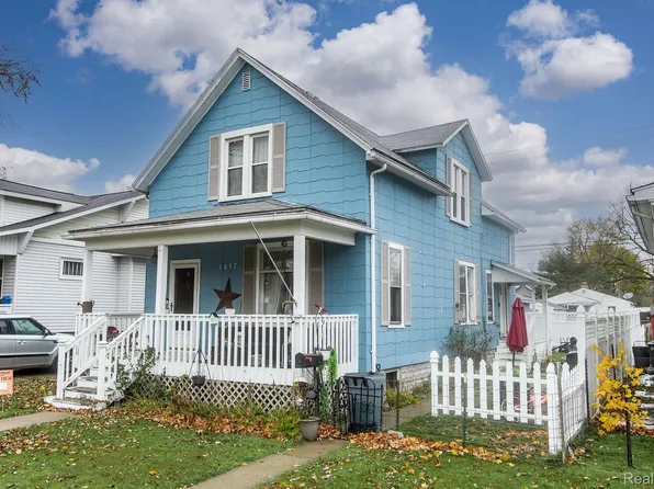 1417 Carleton St, Port Huron, MI 48060