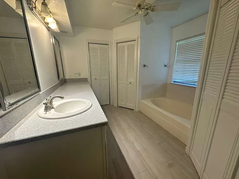 22803 Trailwood Ln — Photo 24