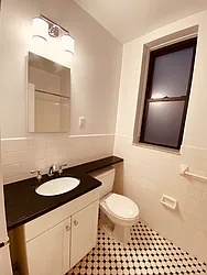 Rented by Metropolis Real Estate of Manhattan