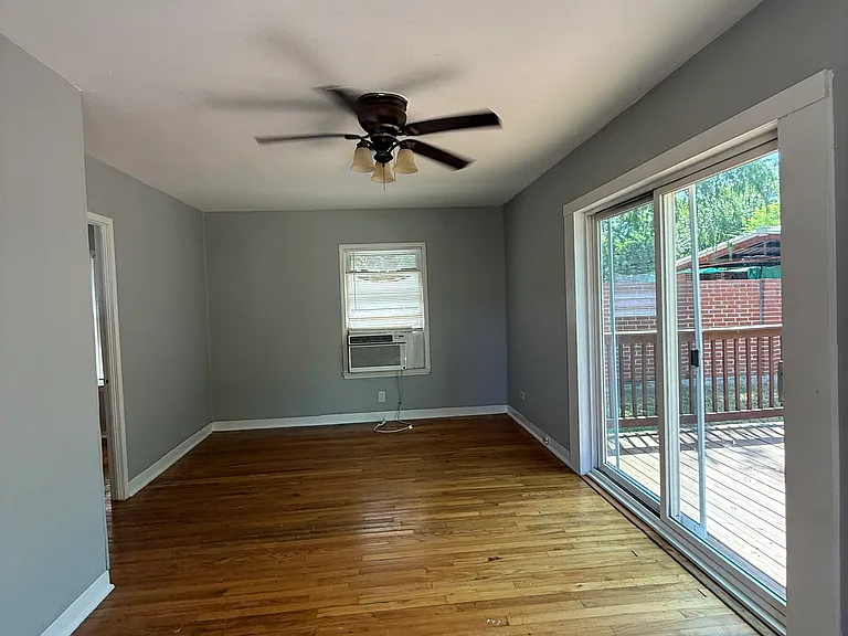 142 Vassar Ln #2 — Photo 3
