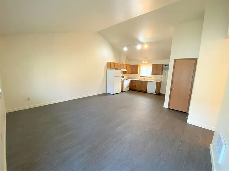 1013 E 19th Ave. — Photo 2
