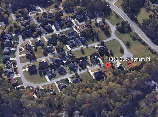 5th image of 1363 Buckingham Pl