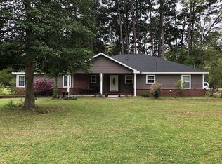 208 Magnolia Ln, Longview, TX 75605