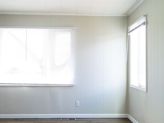 5th image of 2373 Vale Dr