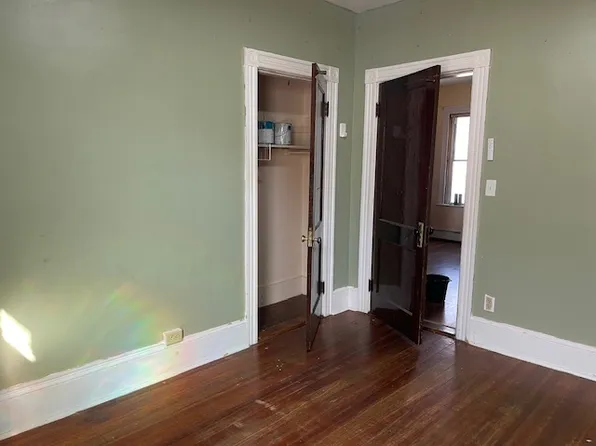 42 Mount Pleasant Ave, Providence, RI 02908