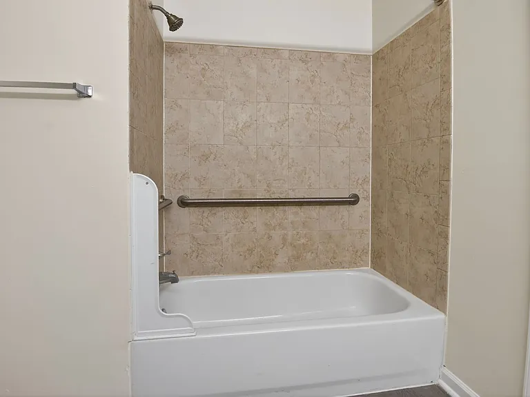 1273 Meigs Pl NE — Photo 9