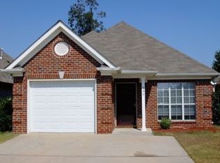 536 Summit Cir, Fultondale, AL 35068
