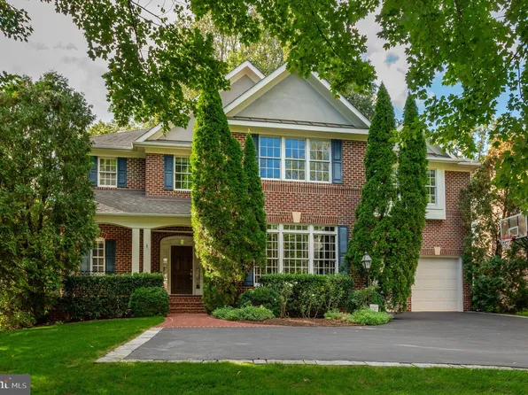 6723 Landon Ln, Bethesda, MD 20817