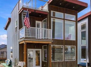 34326 Johnsons Landing Rd #C-27, Scappoose, OR 97056