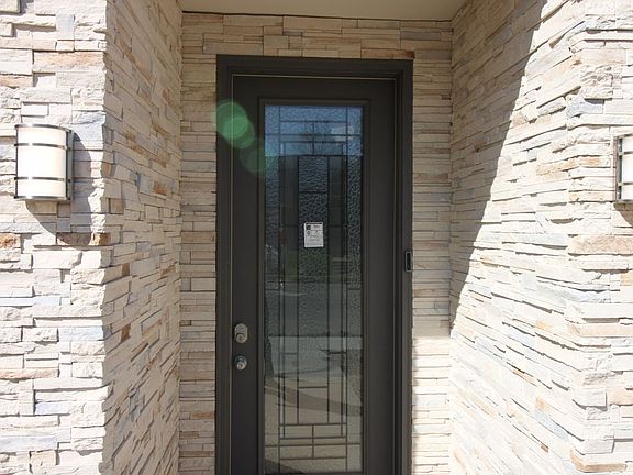5th image of 2937 Lafayette Ave