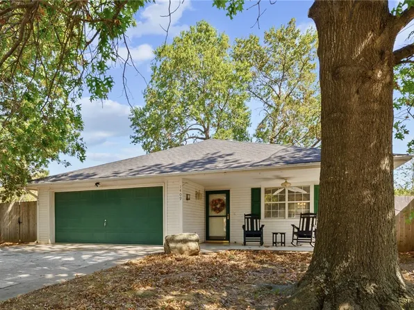 1409 S Arkansas St, Rogers, AR 72756
