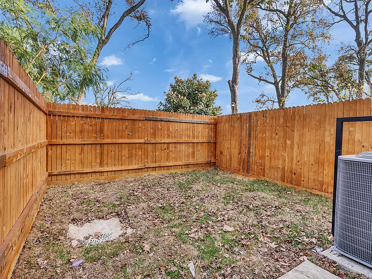 9410 Firnat St #A — Photo 29