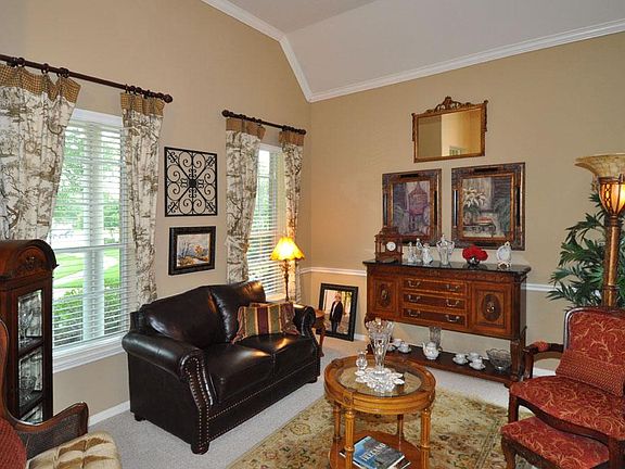 Formal living. Neutral paint throughout house.