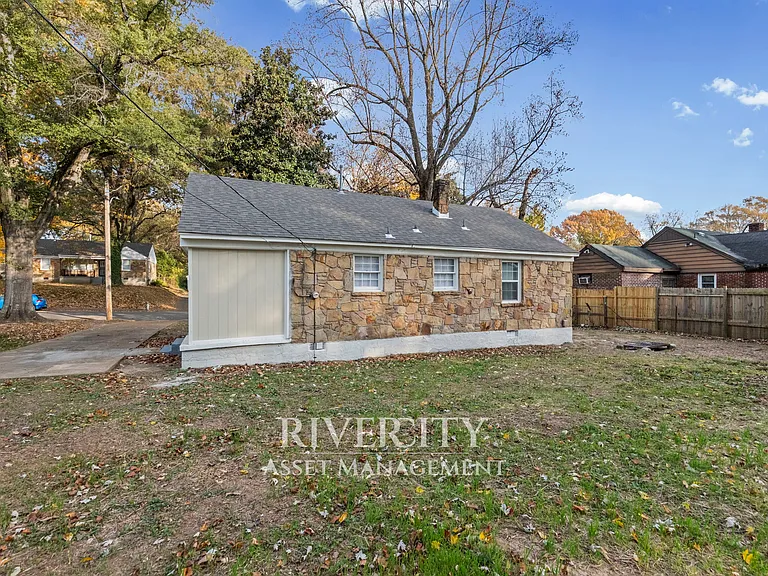 3115 Signal St — Photo 3