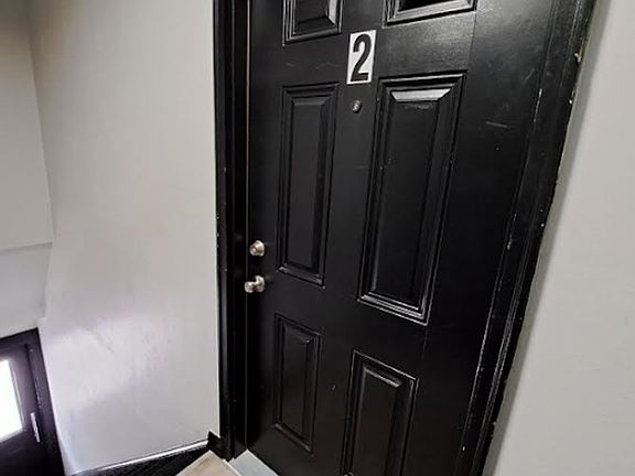 3rd image of 351 San Antonio Blvd #2