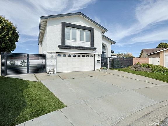 3rd image of 12246 Nadine Cir