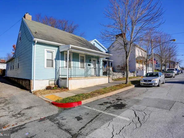 37 W Salisbury St, Williamsport, MD 21795