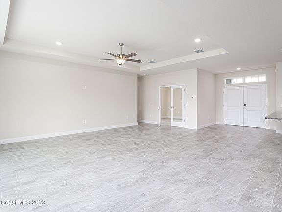 5th image of 1722 Parrsboro St NW