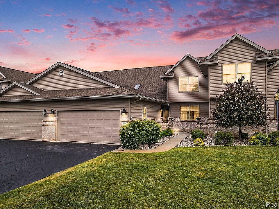 1st image of 2373 Crossings Cir
