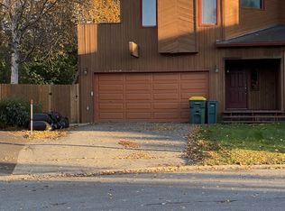 8038 Rosebud Cir, Anchorage, AK 99502