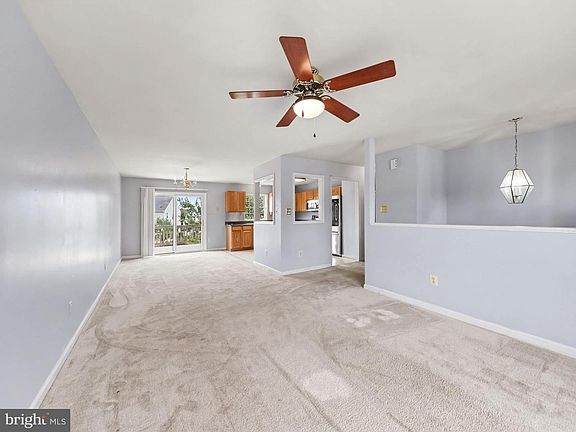 4th image of 768 Amanda Ct