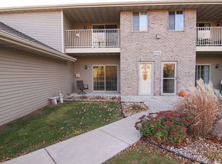 4705 Newcastle Ln #28, Appleton, WI 54913